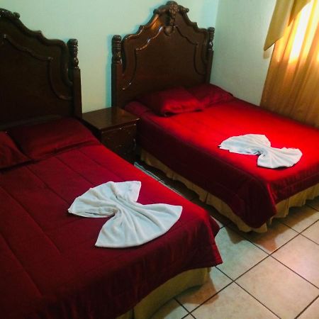 Hotel Cuna Maya B Y B Copan Luaran gambar