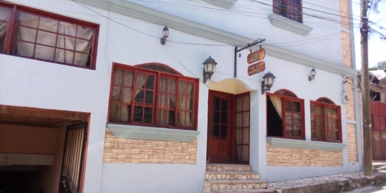 Hotel Cuna Maya B Y B Copan Luaran gambar